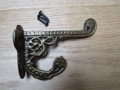 Basildon Coat Hook Antique Brass