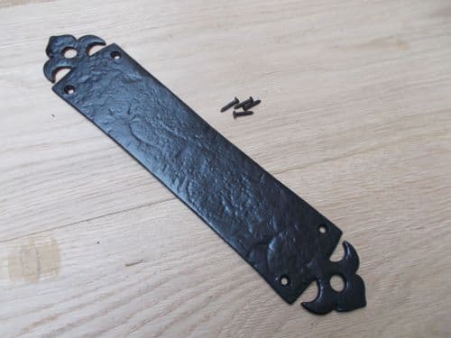 Black Antique Fleur De Lys Design Finger Plate