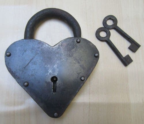 Cast Iron Padlock Heart Shaped