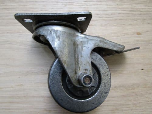 Furniture Swivel Wheel 3" Braked Castor Cast Iron