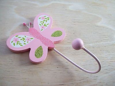 GIRLS PINK BUTTERFLY WOODEN BEDROOM PEG HOOK X 1
