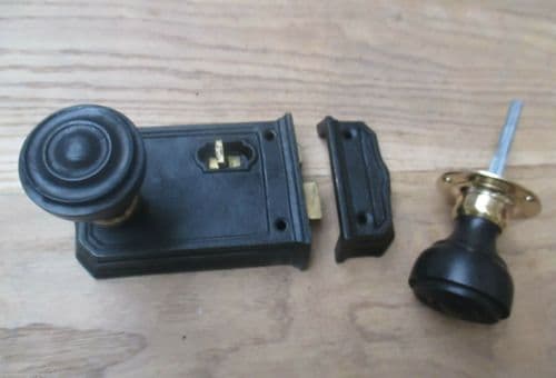 Large Cast Iron Rim Latch Black & Bun Rimmed Ebony + Brass Set
