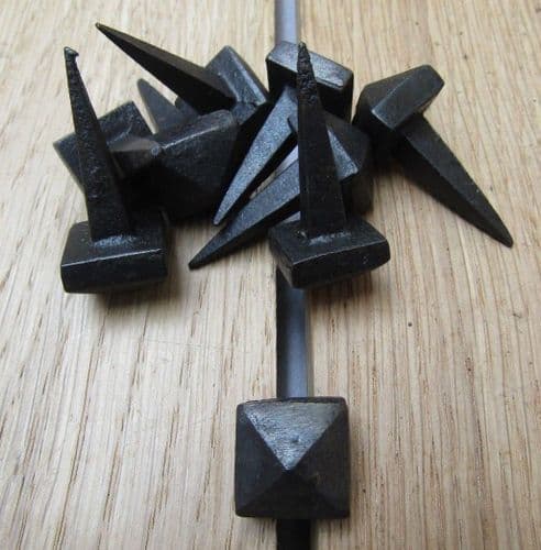 Pack Of 10 Diamond Door Studs Antique Iron 15mm