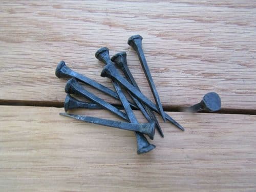 Pack Of 10 Square Head Deco Nails Black Wax 35mm