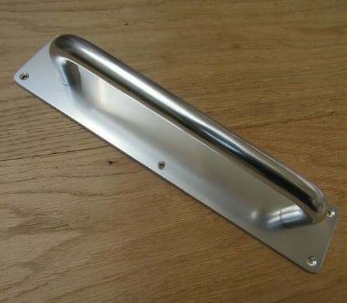 Plain Handle On Plate Polished Aluminium