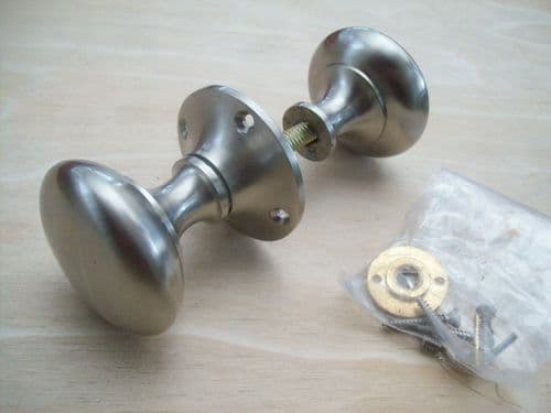Rim Knob Set Victorian Satin Nickel