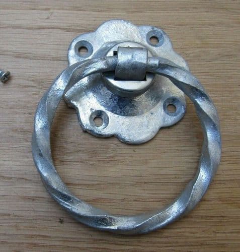 Ring Pull Handle Zinc Twisted