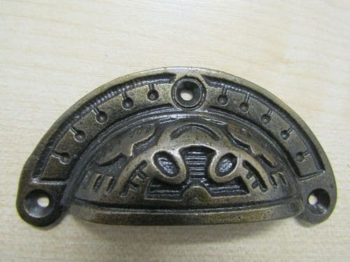 Round Inca Cup Pull Antique Brass