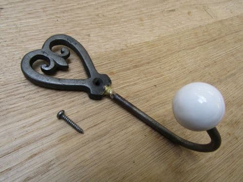 Shaker Ceramic Ball Tip Heart Coat Hook