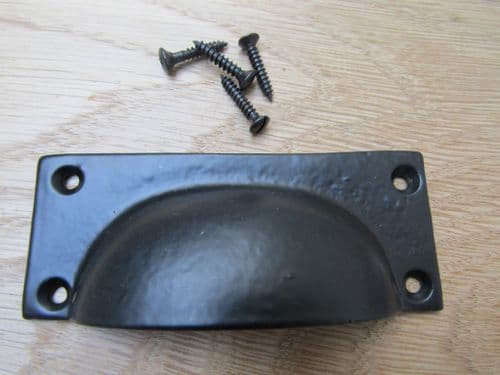 Small Plain Rectangular Canet Handle Black Antique