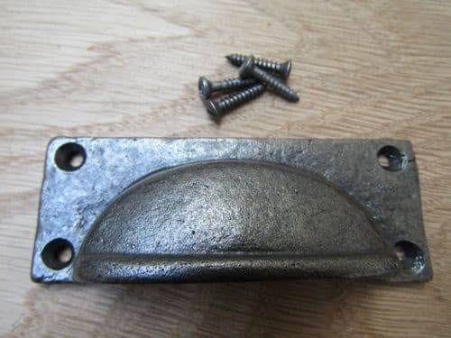 Small Rectangular Lipped Canet Pull Handle Antique Iron