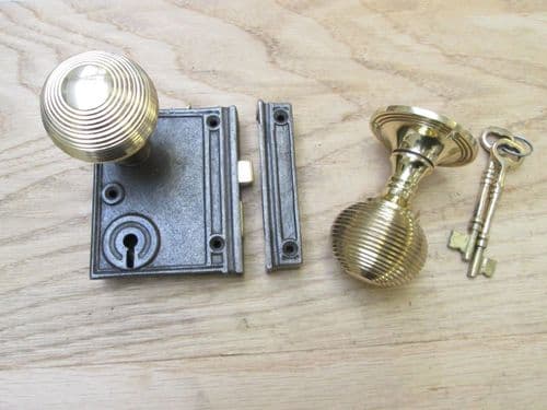 Vertical Rim Lock Antique Iron & Beehive Rim Brass Set