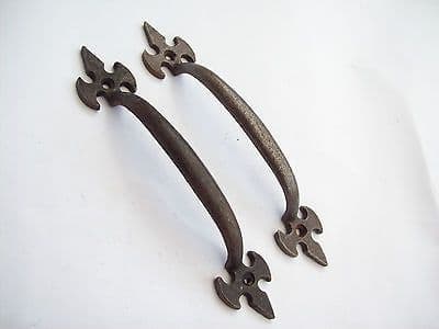 WROUGHT CAST IRON FLEUR DE LYS GOTHIC KITCHEN DOOR CUPBOARD DRAWER PULL HANDLES