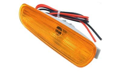 Volvo S40, V40 (96-00) Orange Side Marker Lamp / Light (Left Front / Right Rear)