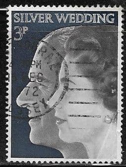 1972 Great Britain Royal Silver Wedding SG 916 Fine Used