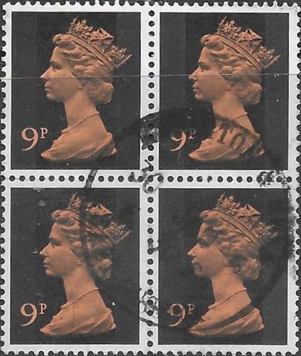 Great Britain 1971 Machin SG X882 Fine Used Block of 4