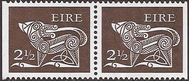 Ireland 1971 Eire Decimal Issue SG 291ba Pair Fine Mint