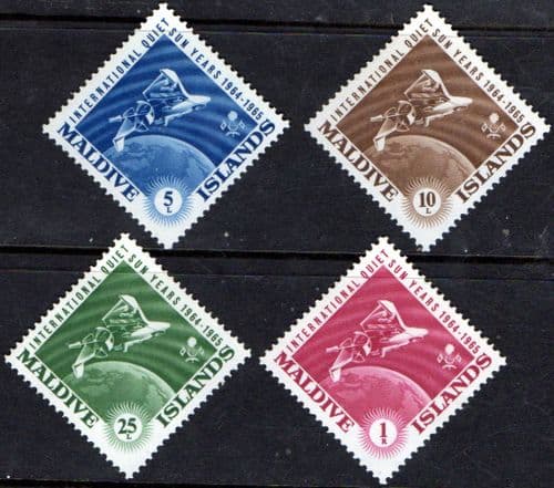 Maldive Islands 1965 International Quiet Sun Years Set Fine Mint