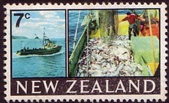 New Zealand 1967 SG 870 Trawler and Catch Fine Mint