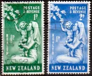 New Zealand Health 1949 Nurse Set Fine Used