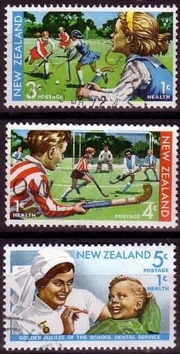 New Zealand Health 1971 Hockey and Dentistry Set Fine Used