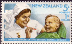 New Zealand Health 1971 Hockey and Dentistry SG 962 Fine Mint