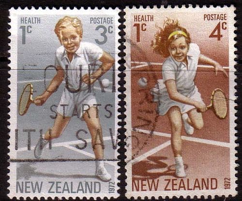 New Zealand Health 1972 Tennis Set Fine Used