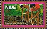 Niue 1979 Food Gathering Gold Boarder Airmail SG 264 Fine Mint