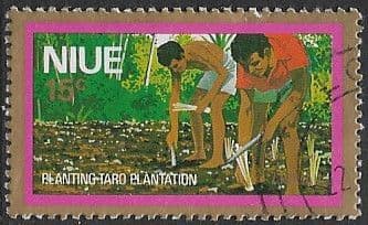 Niue 1979 Food Gathering Gold Boarder Airmail SG 264 Fine Used