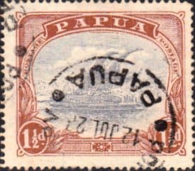 Papua 1916 Lakatoi Native Canoe with Hanuabada Village SG 95b Fine Used