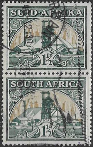 South Africa 1933 Gold Mine SG 57 Vertical Pair Fine Used