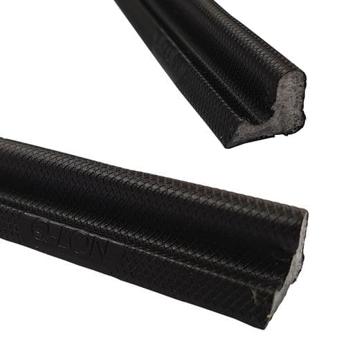 Aquamac 48 / QL3013 By Schlegel (Black)