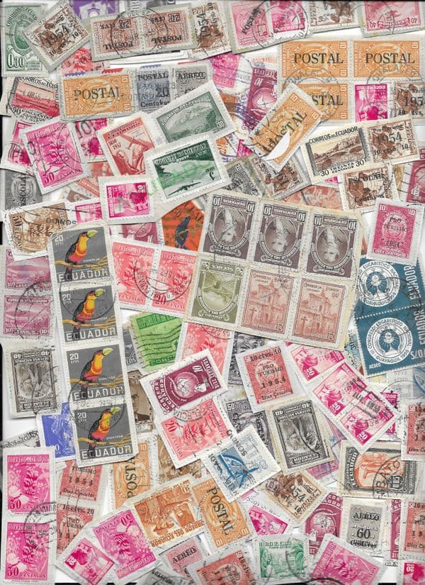 100g 'ECUADOR MIXTURE FROM 1950'S -1960. GOOD VARIETY AS RECEIVED