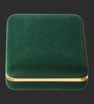 42mm  Bespoke Medal Box  Green  Velvet- BBG42
