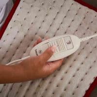 Beurer HK Cosy Electric Heat Pad Red Trim | 3 Heat Settings | Auto Off