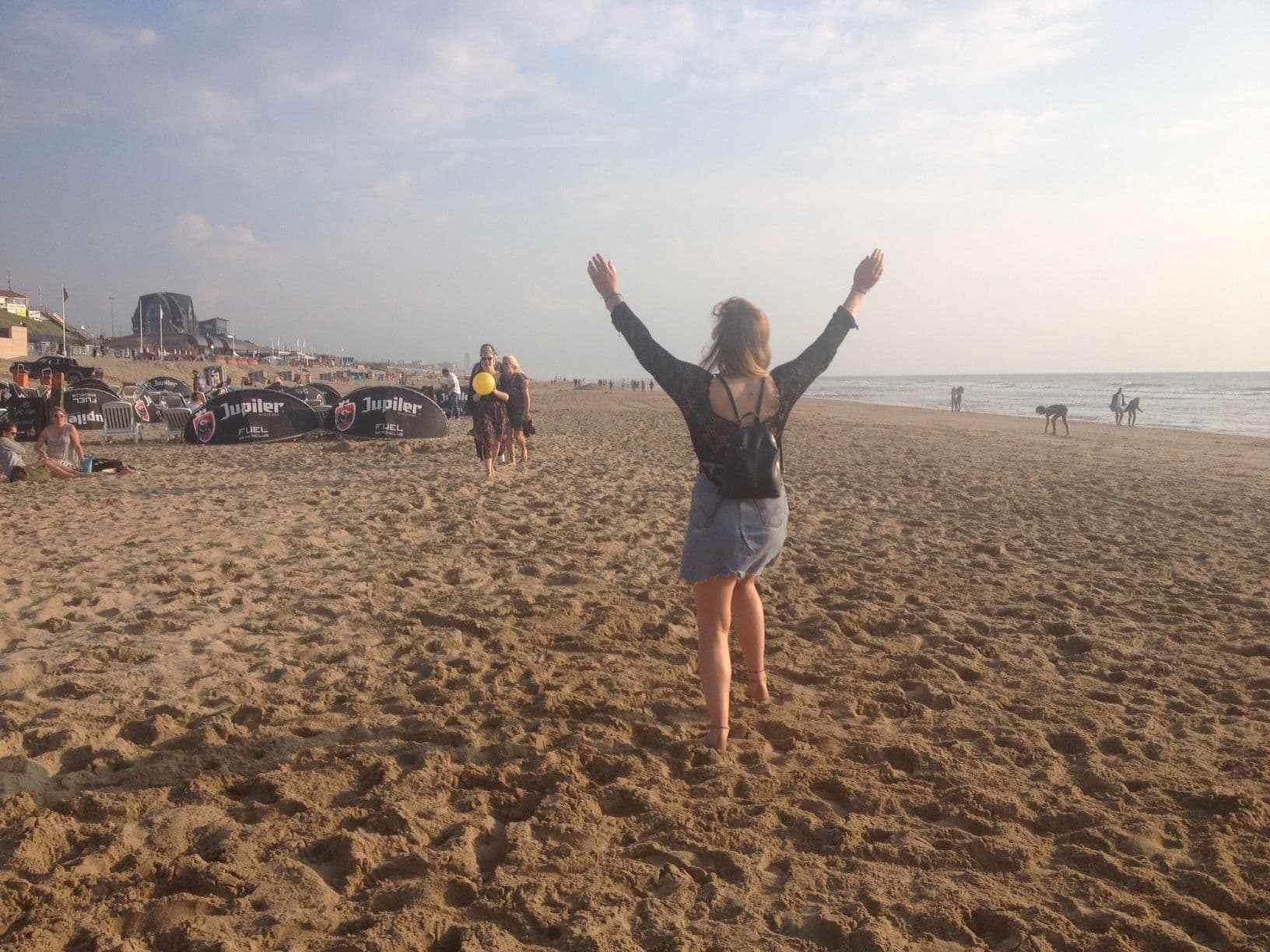 Chilled Emoji Ball Beach