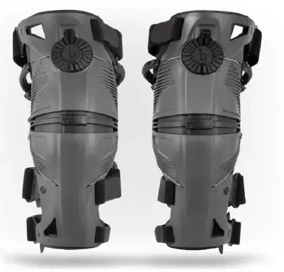 Mobius X8 Knee Braces Pair - Black/ Grey