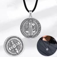 Pendentif Saint Benoît religieux Rune amulette  Argent massif 925