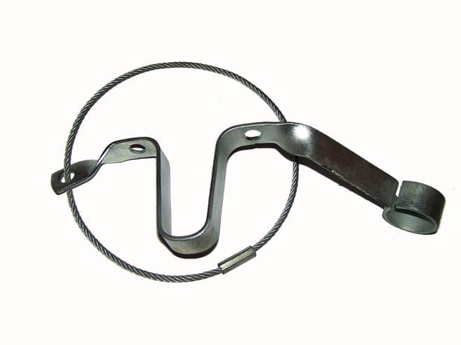 UNBRAKED TRAILER SECONDARY SAFETY COUPLING WITH INTEGRATED STAND