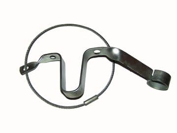 UNBRAKED TRAILER SECONDARY SAFETY COUPLING WITH INTEGRATED STAND