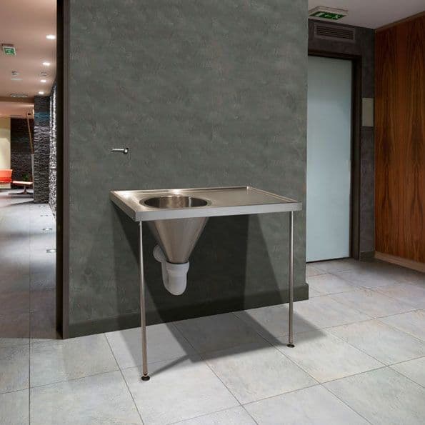 Healey & Lord Sluice Sink / Slop Hopper Concealed Cistern Right