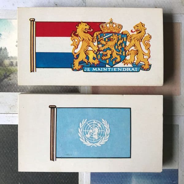 1967 - Flags & Emblems - Brooke Bond - Tea Cards - Full Set