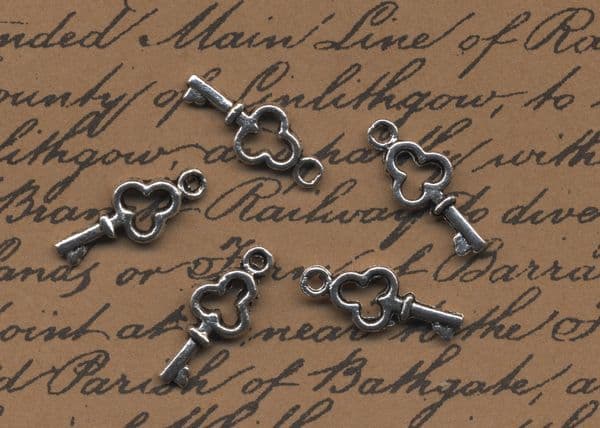 5 Tibetan Silver Key Charms