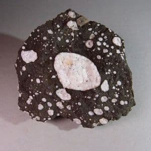 AMYGDALOIDAL BASALT - Isle of Skye