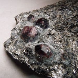 GARNET MICA SCHIST - Lofoten, Norway