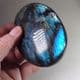 LABRADORITE (LARGE POLISHED 'PEBBLE') (9.5 cm) - Madagascar
