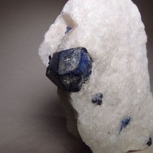 LAZURITE CRYSTALS IN MARBLE - Pakistan