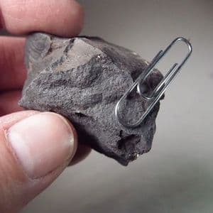 LODESTONE (MAGNETITE) - Natural magnets!