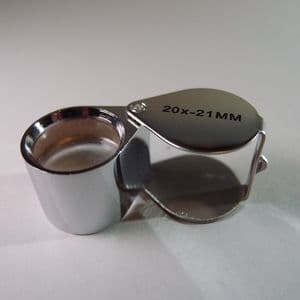 Pocket magnifier/hand lens