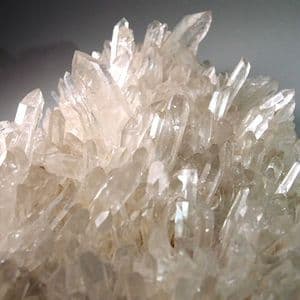 QUARTZ CRYSTALS - USA